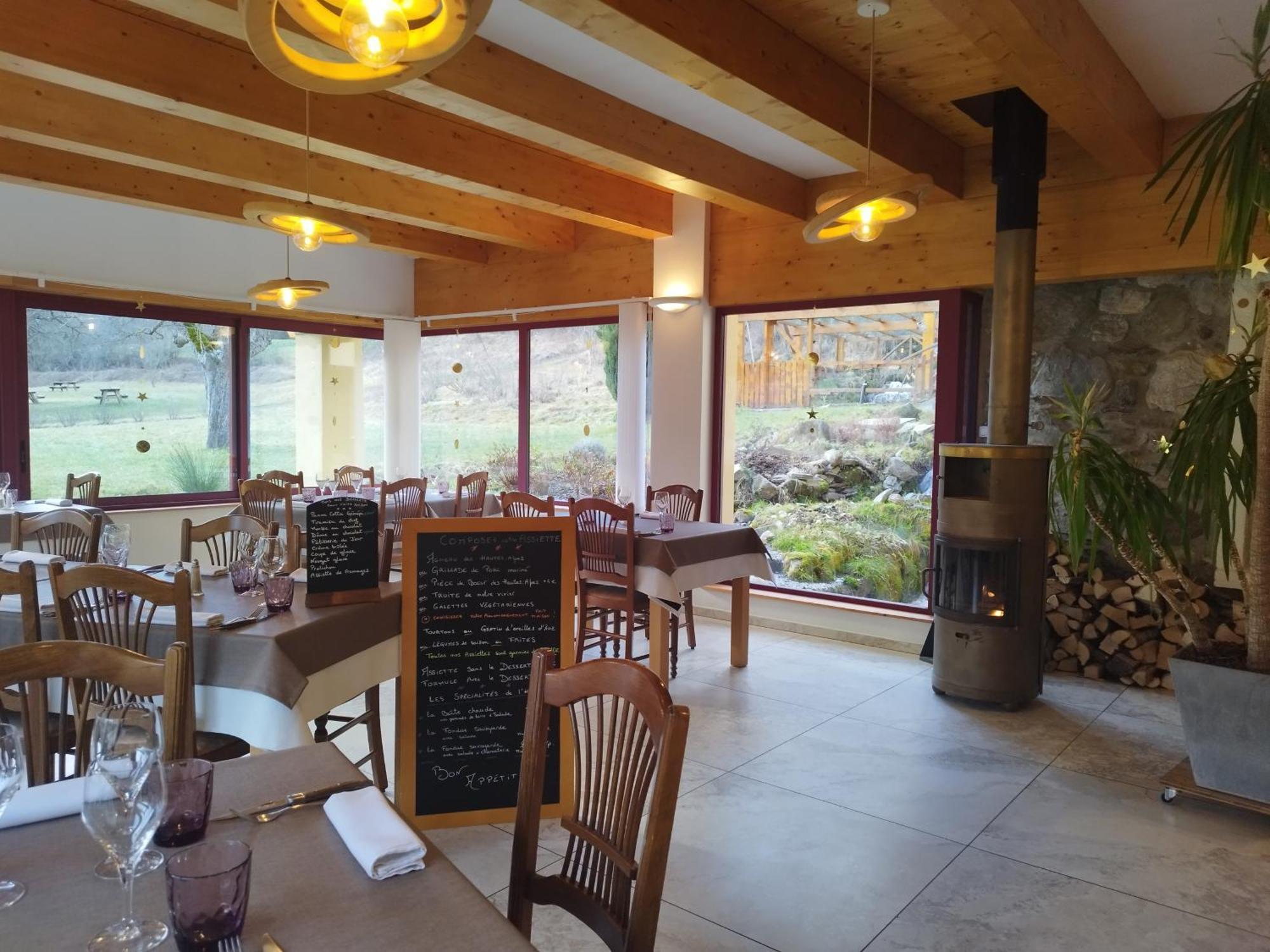 La Neyrette Hotel Saint-Disdier-en-Devoluy Exterior photo